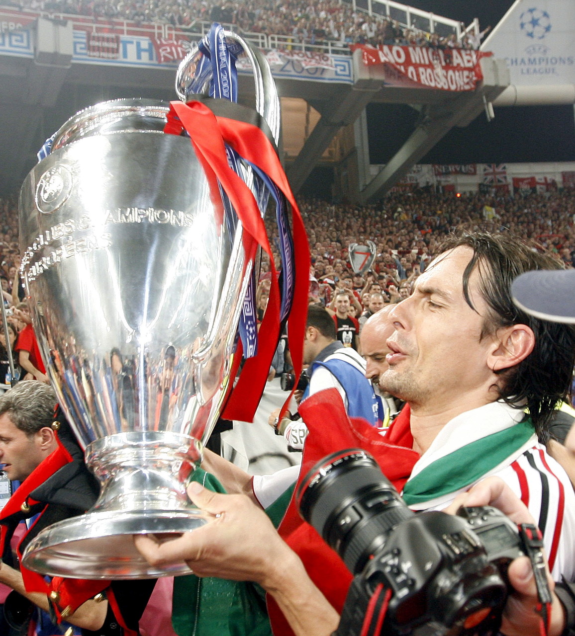 球迷记住他 球迷记住他